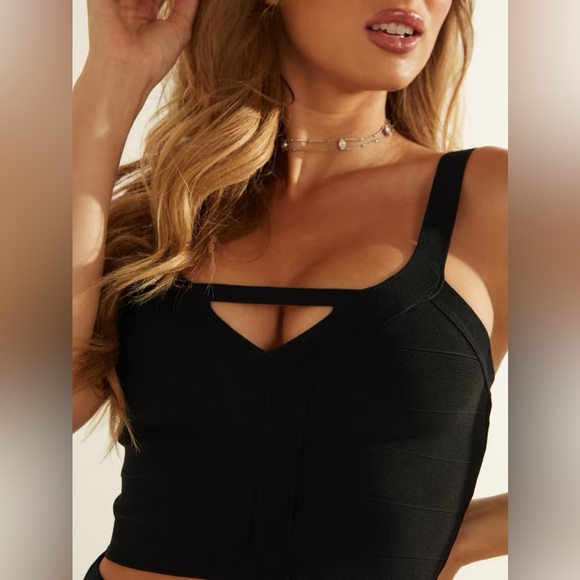 BNWT GUESS Sexy Mirage Cutout Ottoman Top. - Picture 8 of 8